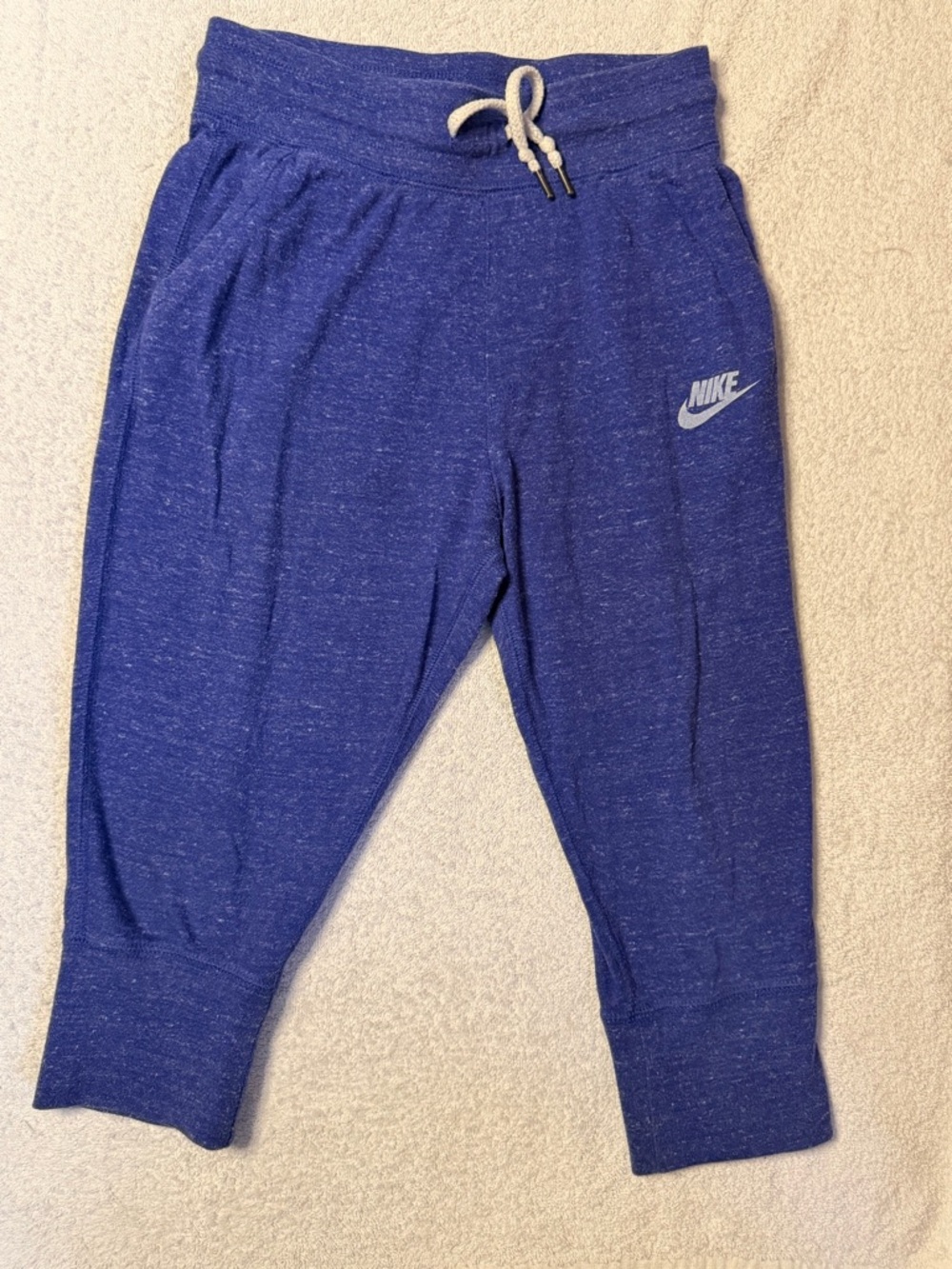 Nike Sportswear Gym Vintage Capri Joggers Crop Sweatpants Royal Swoosh 811575